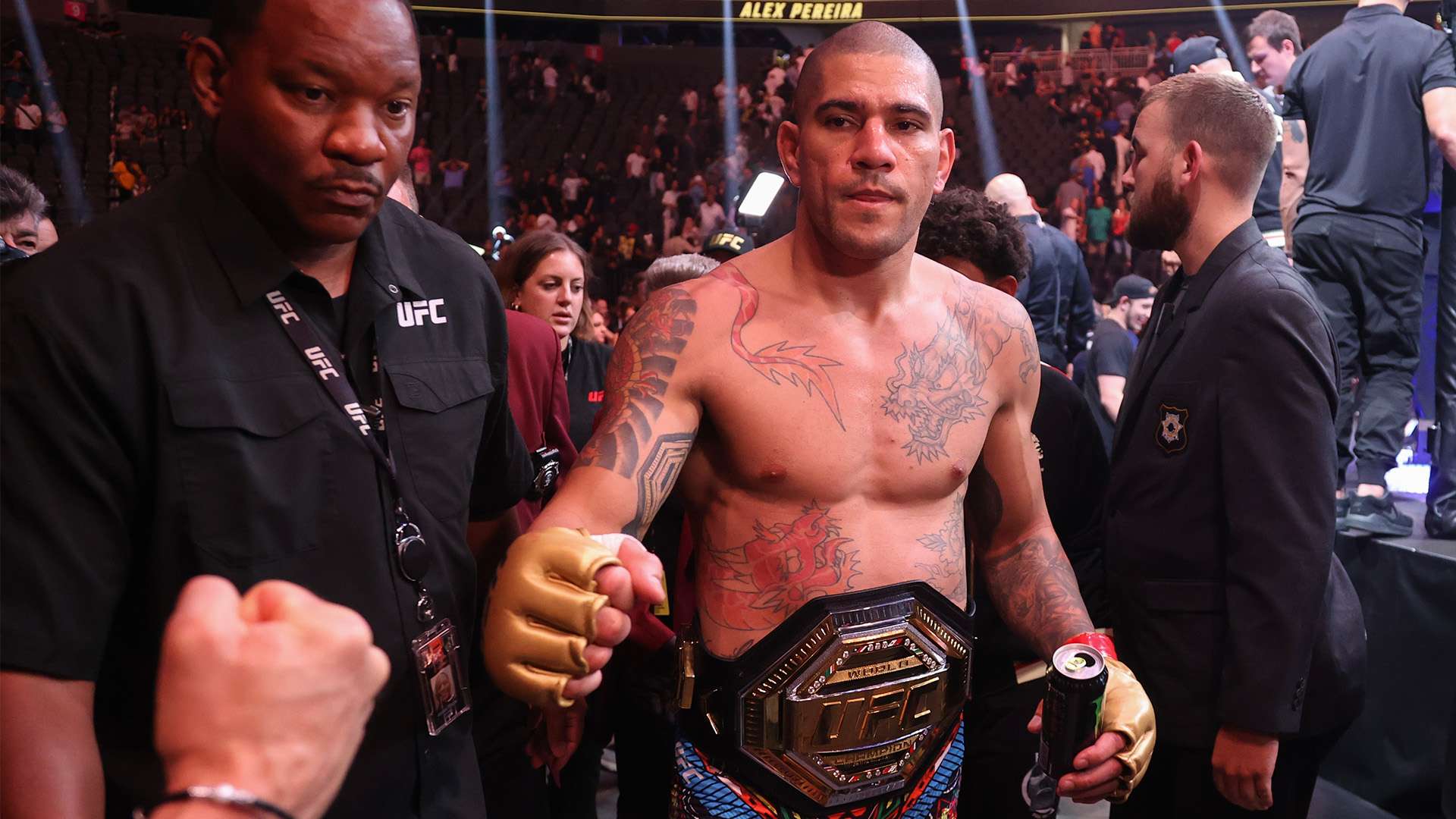 意大利媒體報道，米蘭22歲中衛佩萊格裏諾將租借到獨立競技一個賽季.